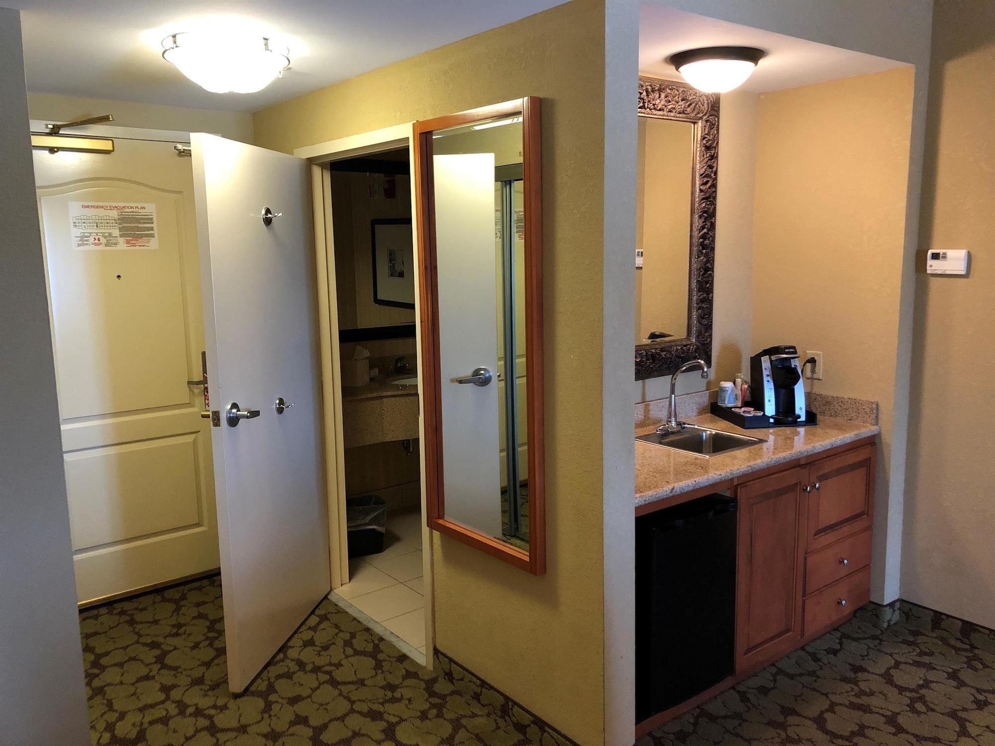 Hilton Garden Inn Хатисбург Екстериор снимка