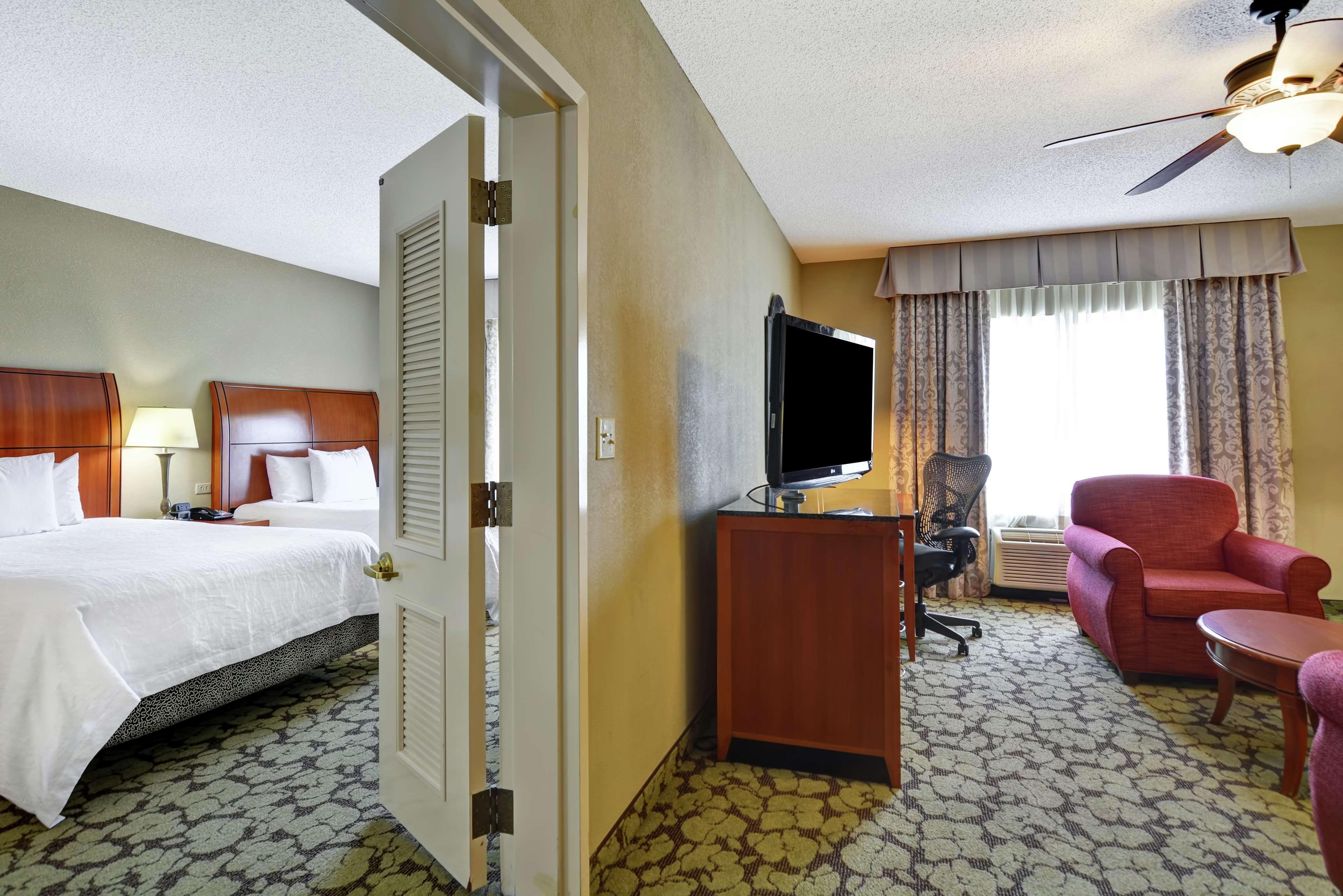 Hilton Garden Inn Хатисбург Екстериор снимка