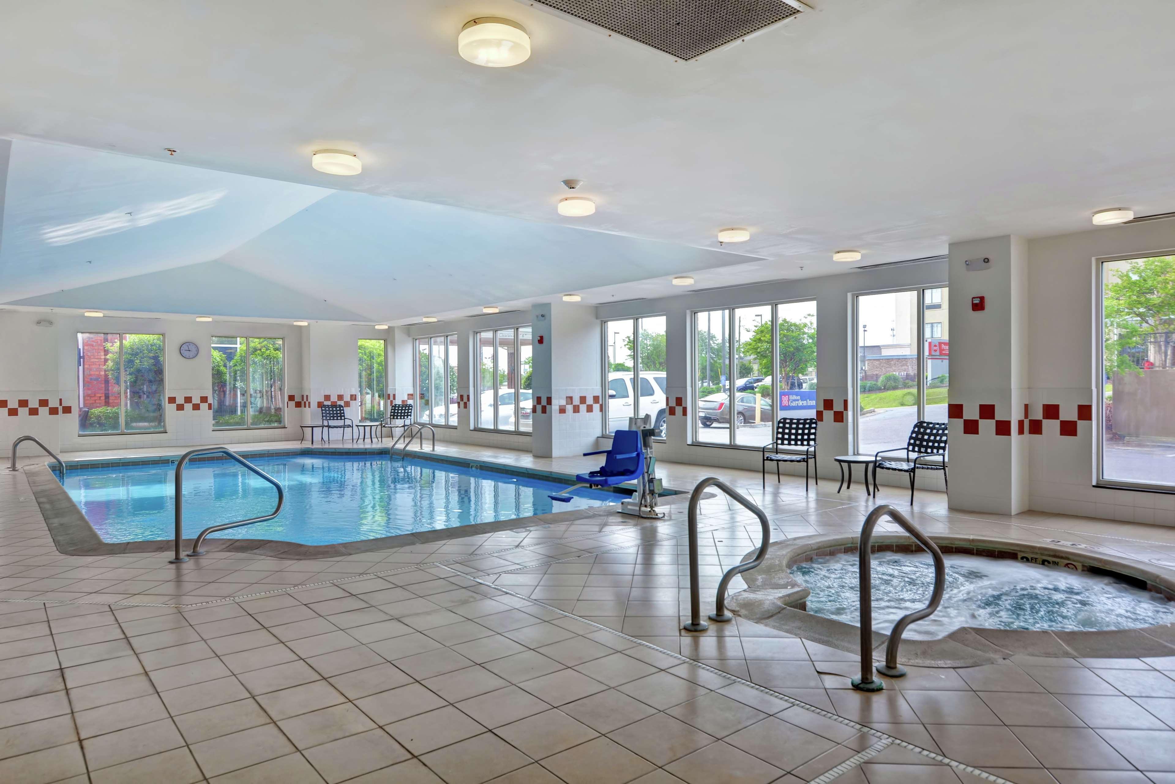 Hilton Garden Inn Хатисбург Екстериор снимка