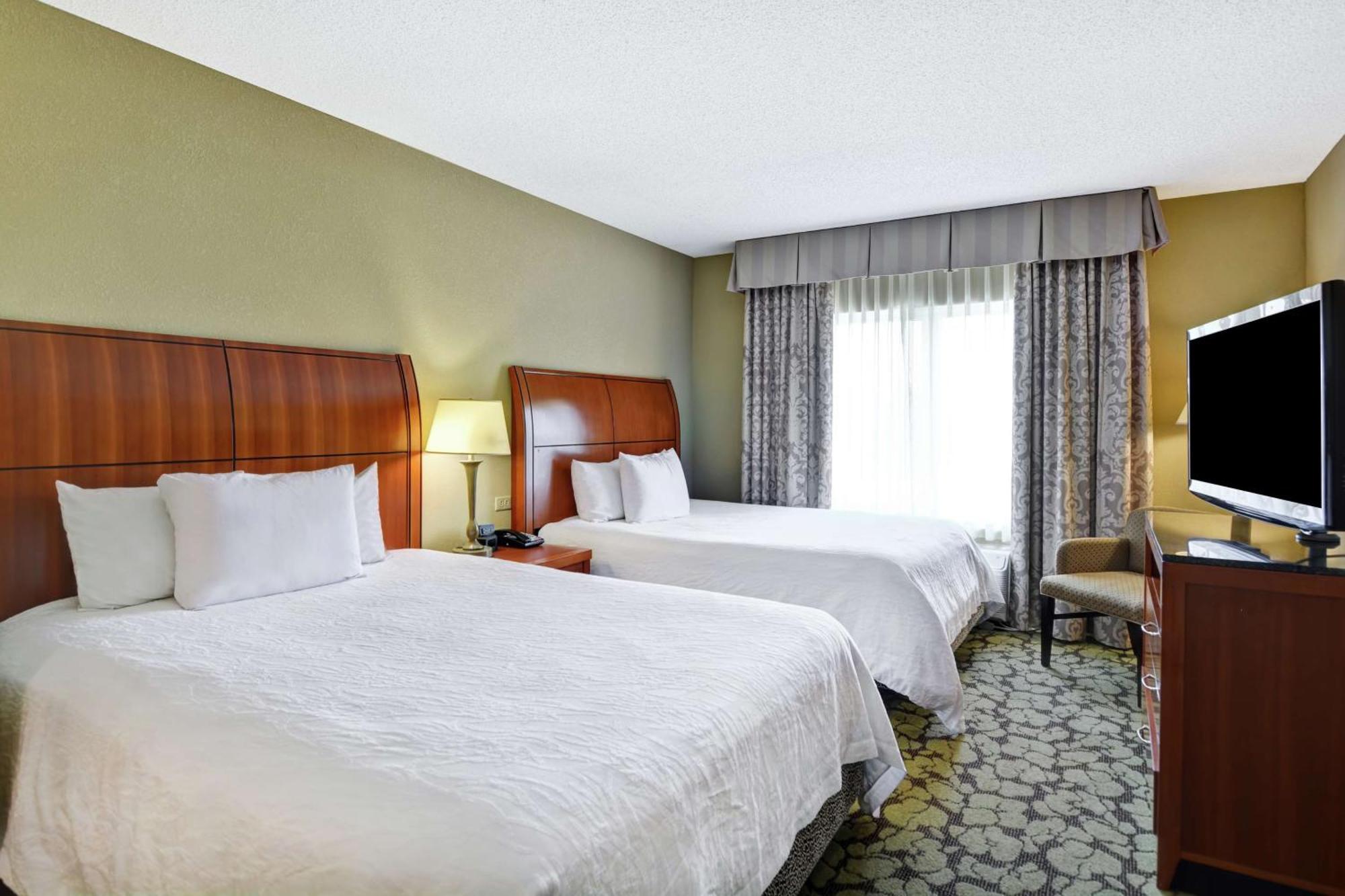 Hilton Garden Inn Хатисбург Екстериор снимка