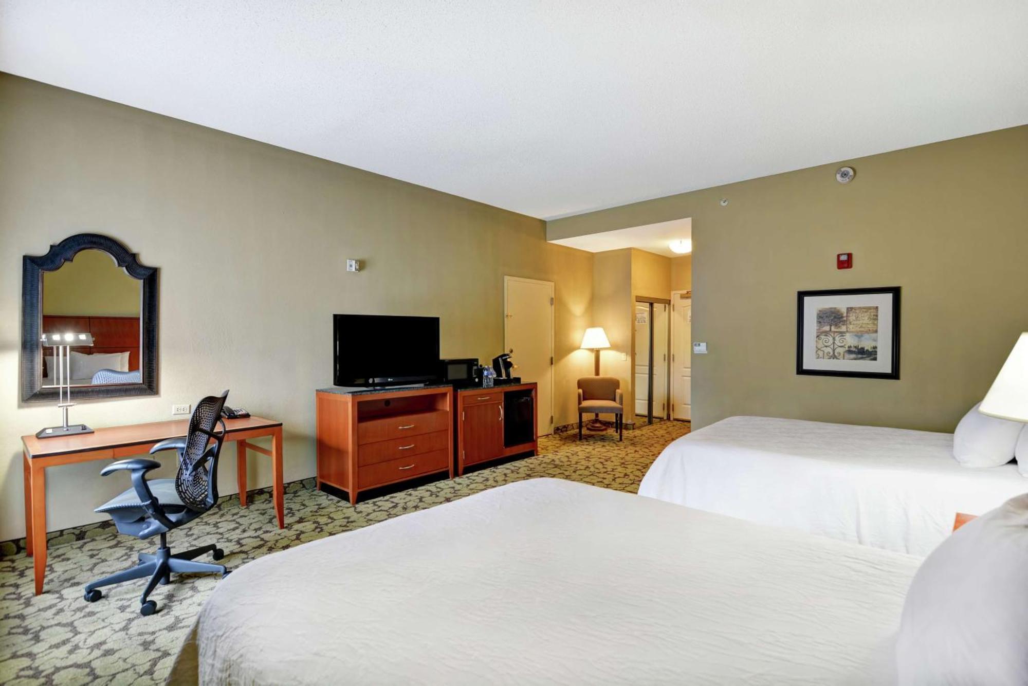 Hilton Garden Inn Хатисбург Екстериор снимка